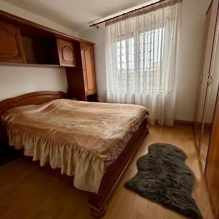 Apartment Theatre View In The Heart Of The - Ultracentral Shakespeare Square