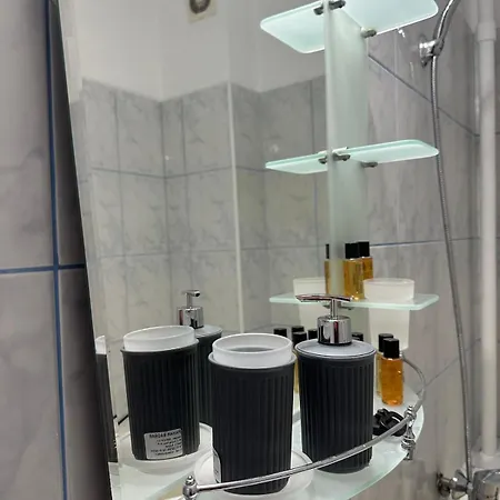 Theatre View In The Heart Of The - Ultracentral Shakespeare Square