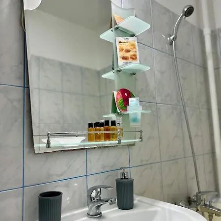 Theatre View In The Heart Of The - Ultracentral Shakespeare Square *