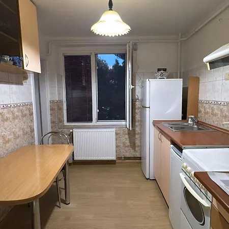 Theatre View In The Heart Of The - Ultracentral Shakespeare Square Craiova