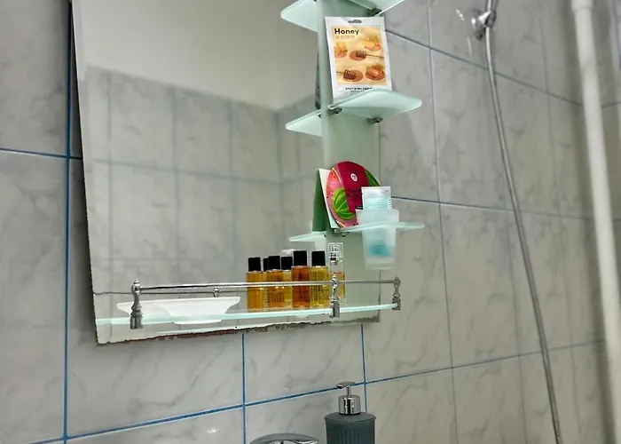 Theatre View In The Heart Of The - Ultracentral Shakespeare Square *