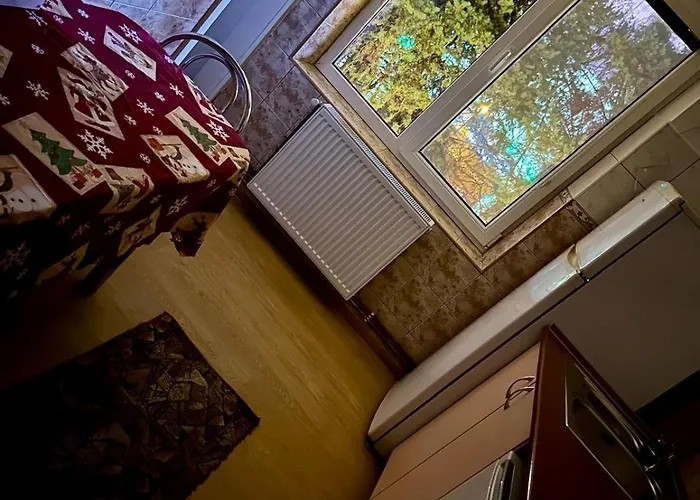 Theatre View In The Heart Of The - Ultracentral Shakespeare Square *