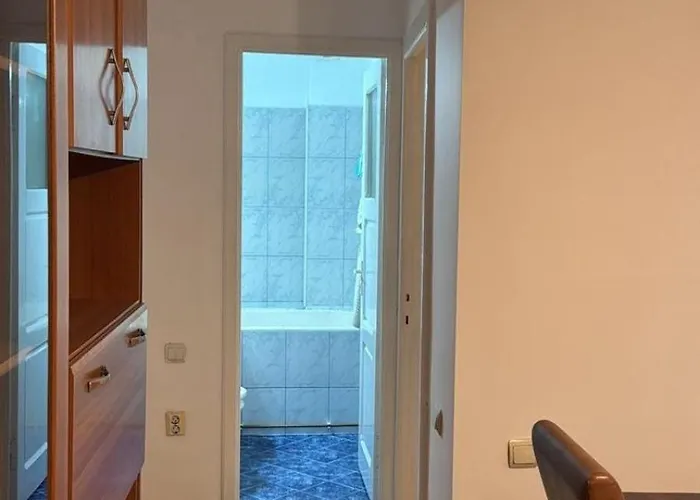 Theatre View In The Heart Of The - Ultracentral Shakespeare Square Craiova