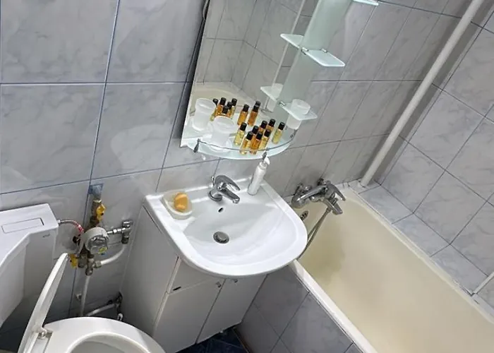 Theatre View In The Heart Of The - Ultracentral Shakespeare Square